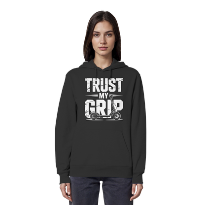 Trust my Grip - Organic Hoodie